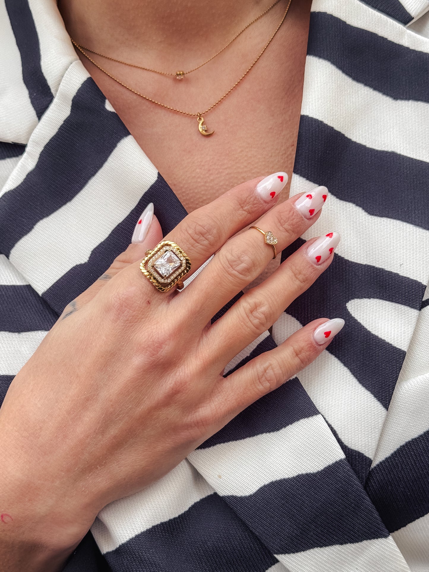 LE PETIT